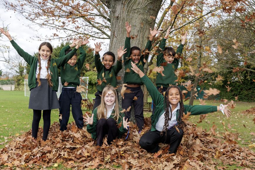 SMSJ Primary Pupils Outside